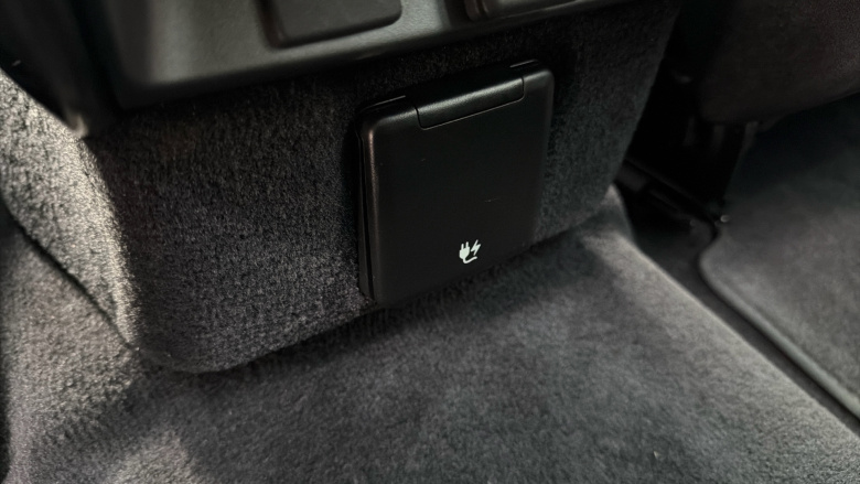 Land Rover Range Rover Sport 3.0 D300 Dynamic SE 5dr Auto Diesel Estate